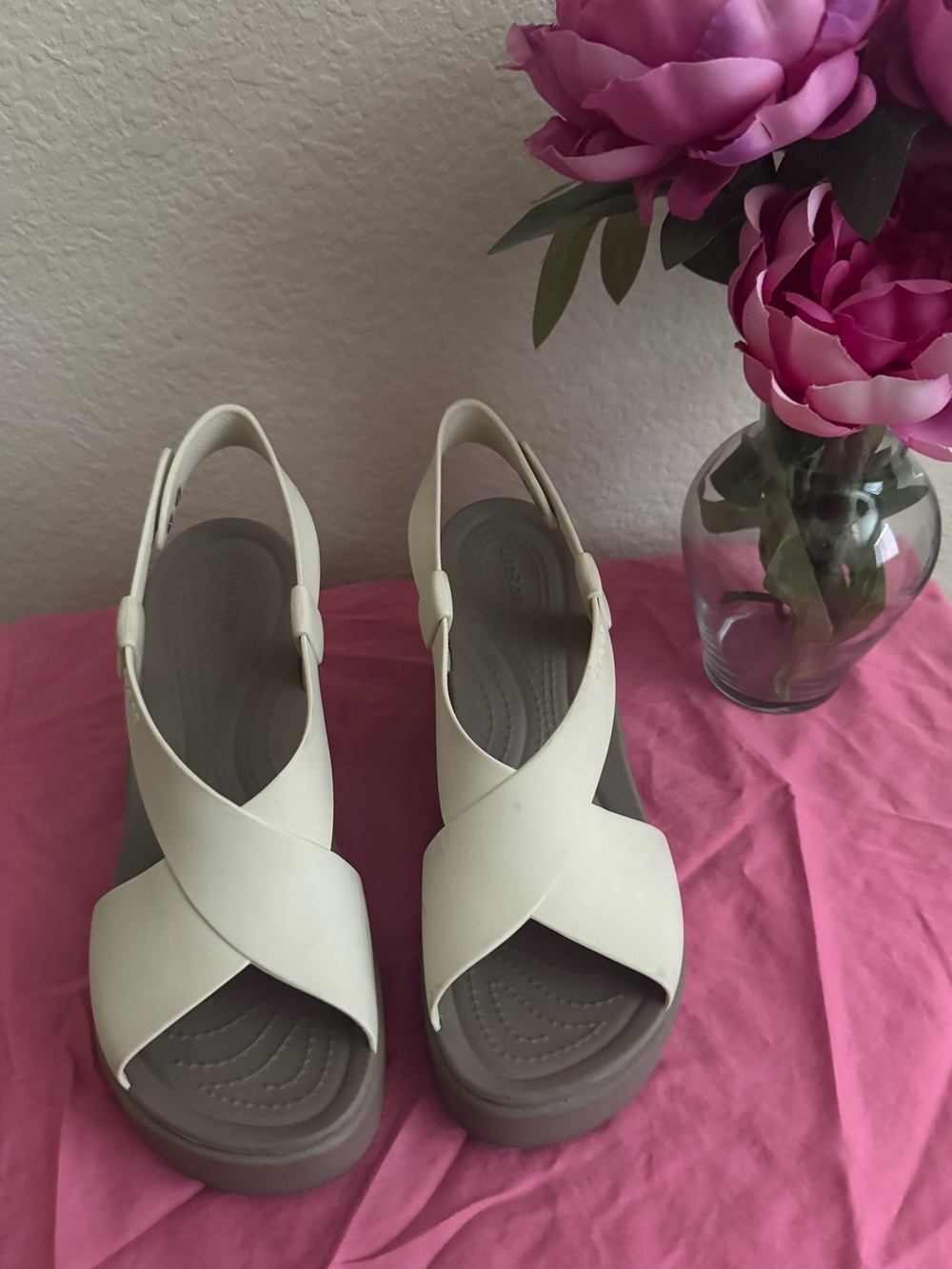 Women's Crocs Brooklyn Wedge